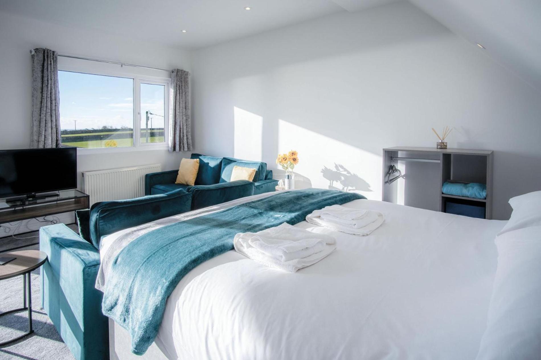 The Penthouse - 1 Bedroom Apartment - Ocean Breeze Port Eynon Kültér fotó